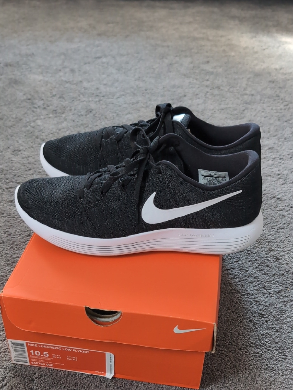 Nike Mens Lunarepic  Black and White Low-Top Flyknit Trainers Size 10.5